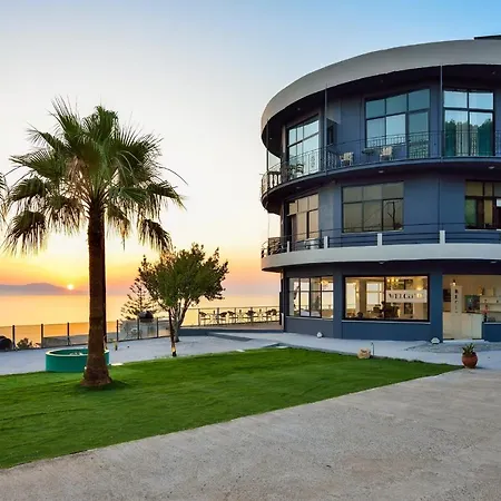 Apartment Loucerna Chania *